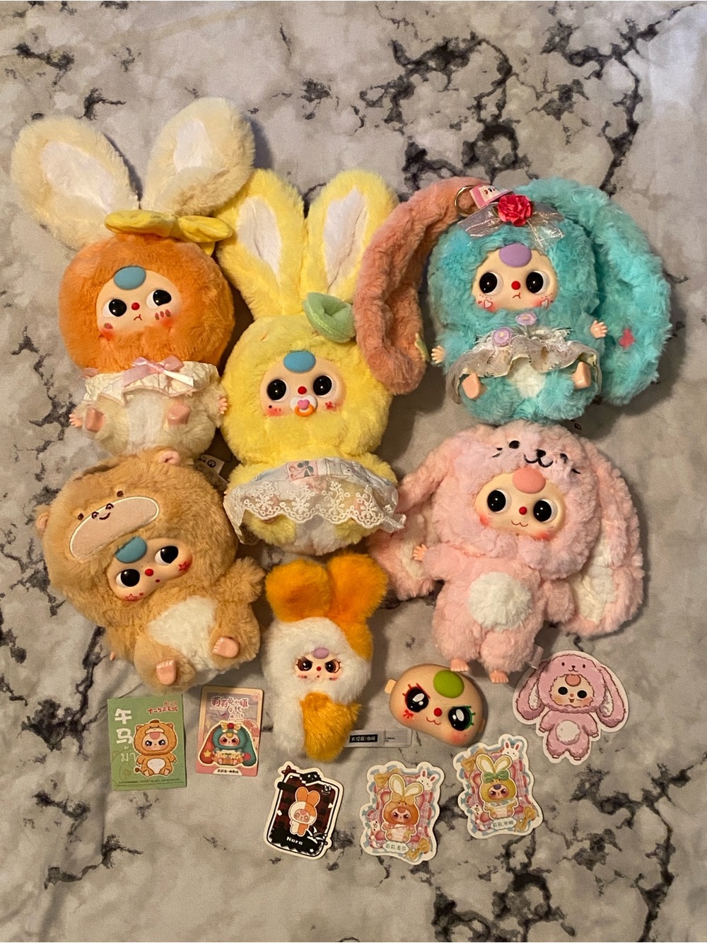Baby Three LOT Lily Rabbit Town DeLovely Zodiac Plush Bunny Bag Charm + Cry Face